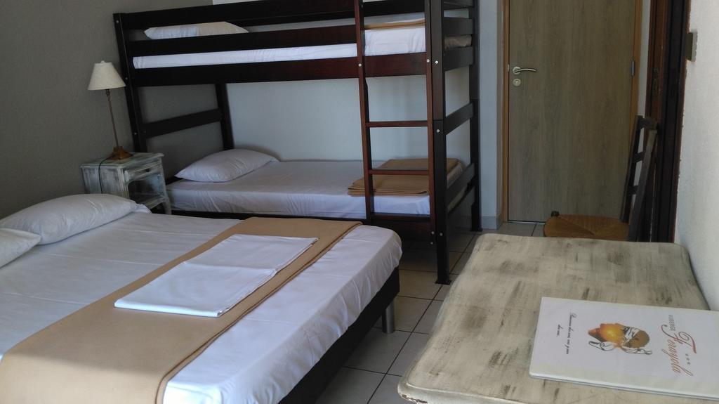 Auberge Ferayola Galeria  Phòng bức ảnh